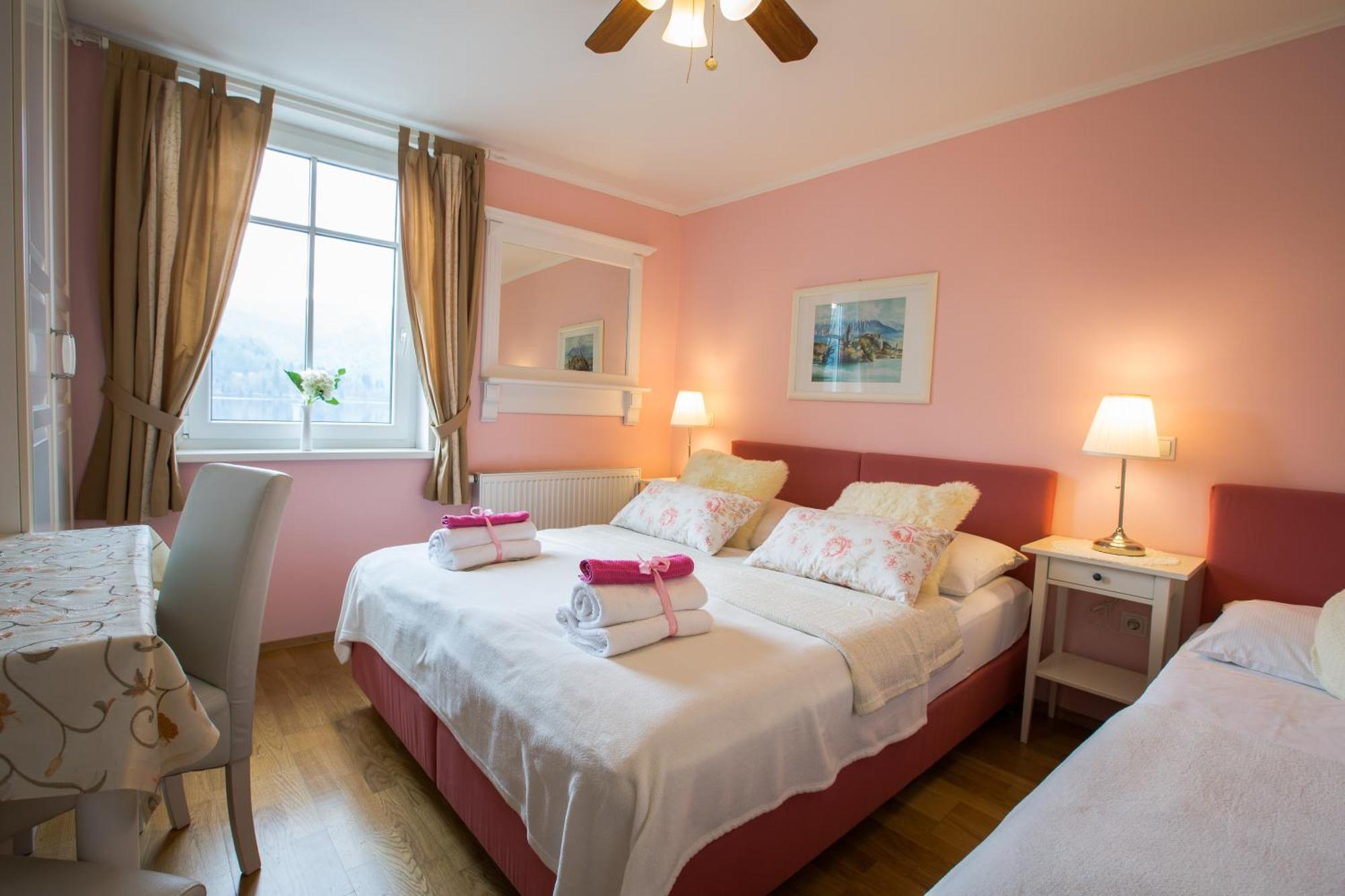 Carman House Hotel เบลด ภายนอก รูปภาพ
