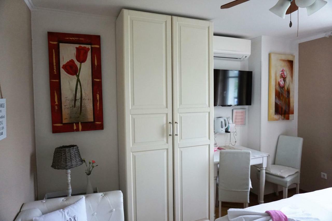Carman House Hotel เบลด ภายนอก รูปภาพ